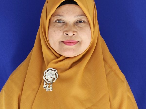 Nur Aida, S.Pd Nur Aida, S.Pd